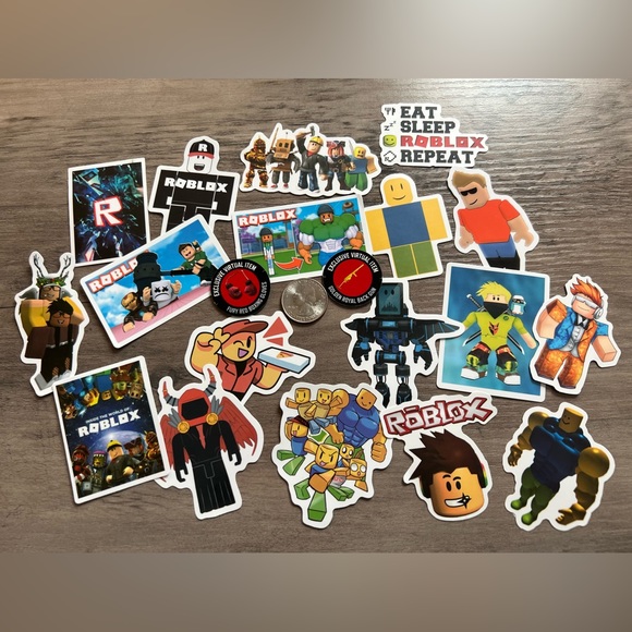 Roblox stickers + 2 Virtual item codes - Picture 1 of 5